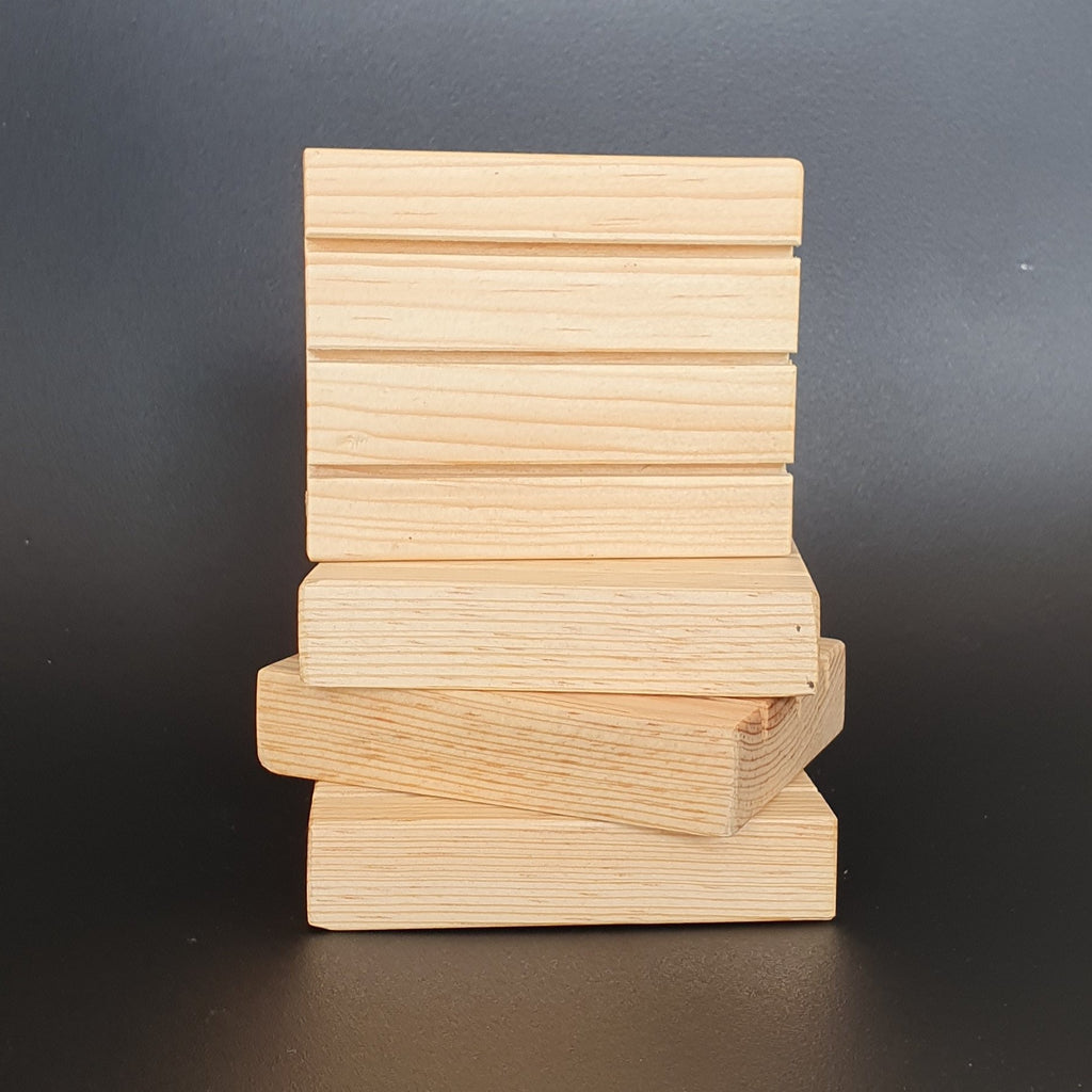 Jabonera de madera.
